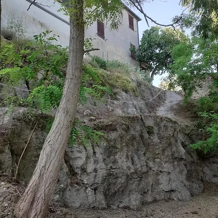 宾馆 Locanda Delle Grotte Di Onferno 杰马诺