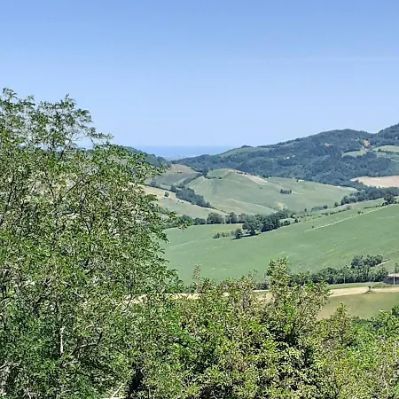 Locanda Delle Grotte Di Onferno Fogadó