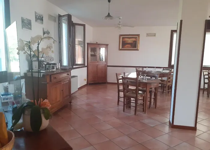 Kro Locanda Delle Grotte Di Onferno